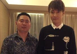 广州益达娱乐与明星合影